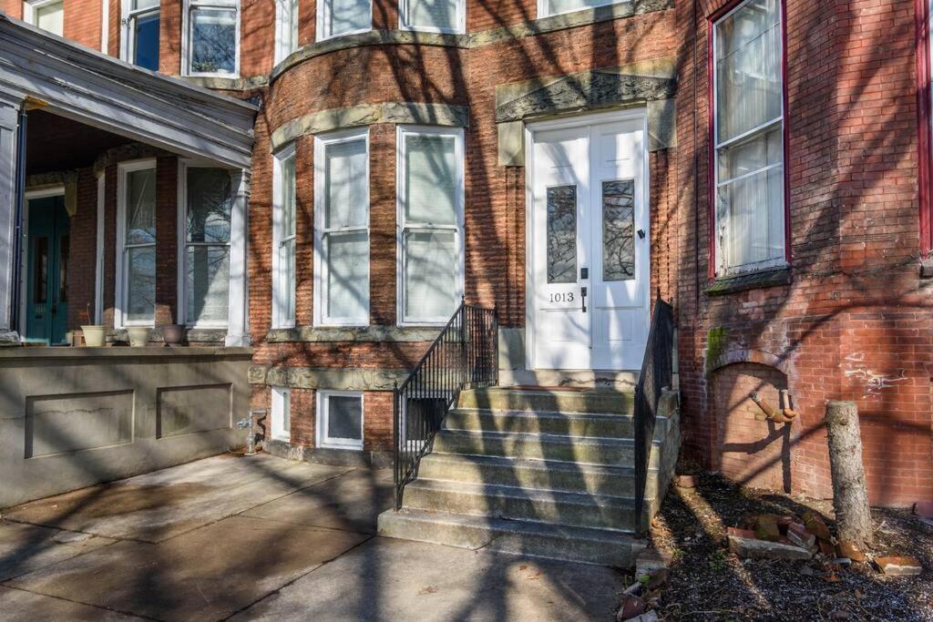 Flats On Front - Riverfront Gem Fast Wi-Fi 3F Harrisburg Exterior photo